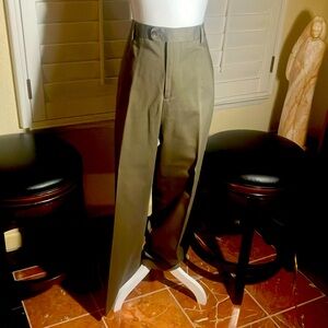 💚👖Kirkland Signature Olive Green Slacks With Front Zipper NWOT Size 34/32